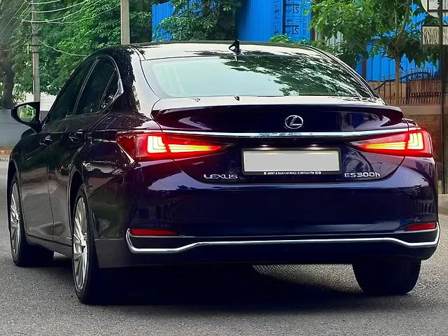 Used Lexus Old Generation ES 2018 300h Luxury in Ludhiana