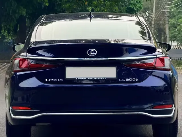 Used Lexus Old Generation ES 2018 300h Luxury in Ludhiana