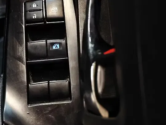 Used Toyota Innova Crysta [2020-2023] G 2.4 8 STR in Lucknow