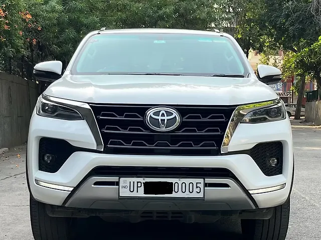 Used 2023 Toyota Fortuner in Delhi