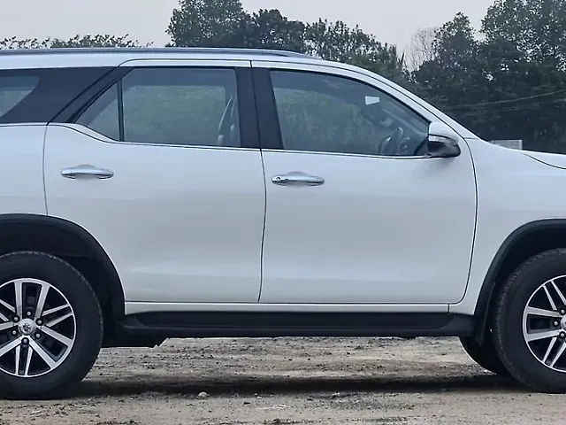 Used Toyota Fortuner [2012-2016] 3.0 4x4 AT in Ahmedabad