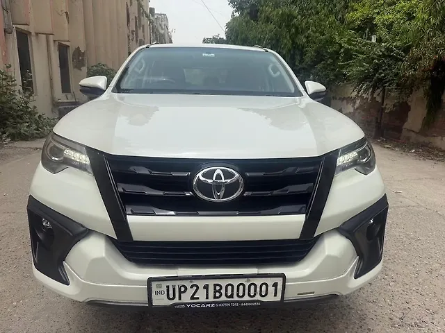 Used 2017 Toyota Fortuner in Delhi