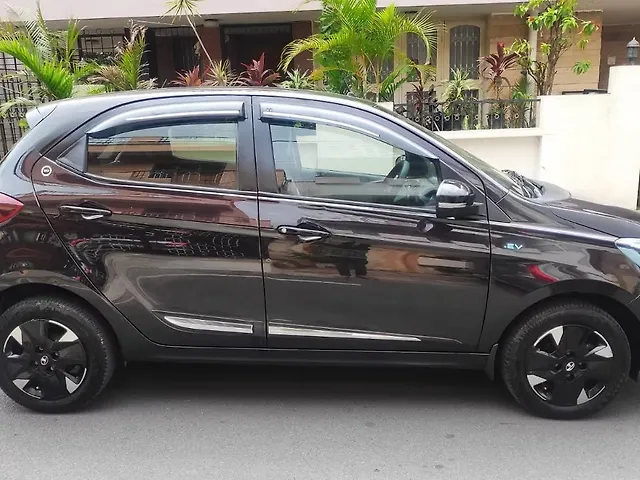 2023 Tata Tiago EV - Photo 3