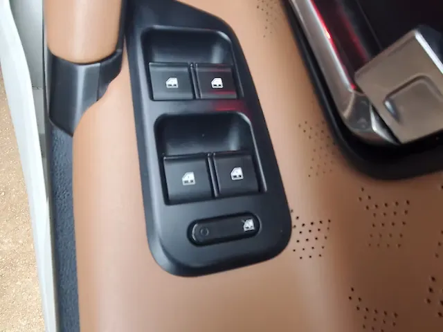 Used Tata Safari Adventure Plus 7 STR in Hyderabad Used Tata Safari Adventure Plus 7 STR in Hyderabad