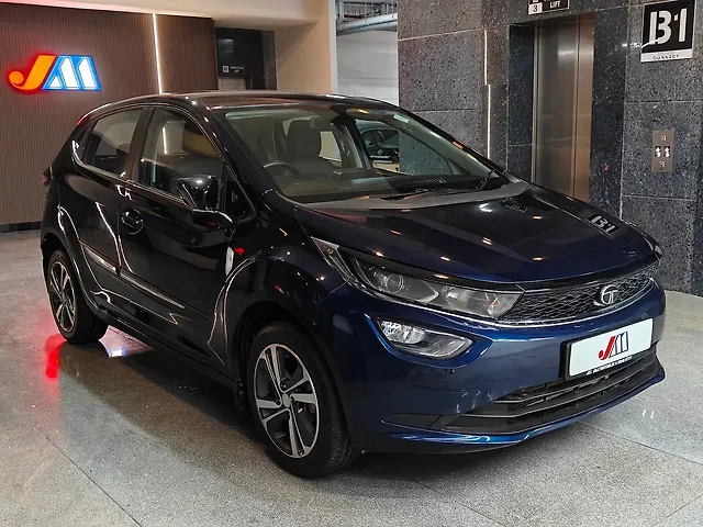 Used 2024 Tata Altroz in Ahmedabad