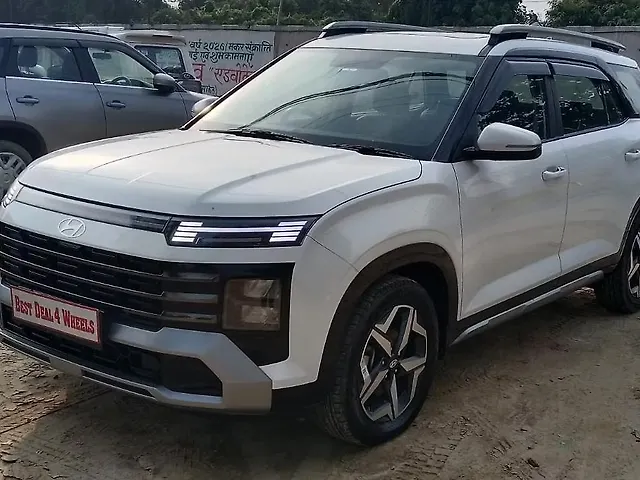 Used Hyundai Alcazar Platinum Diesel 1.5L Turbo 6 Speed Manual 7 STR in Lucknow Used Hyundai Alcazar Platinum Diesel 1.5L Turbo 6 Speed Manual 7 STR in Lucknow