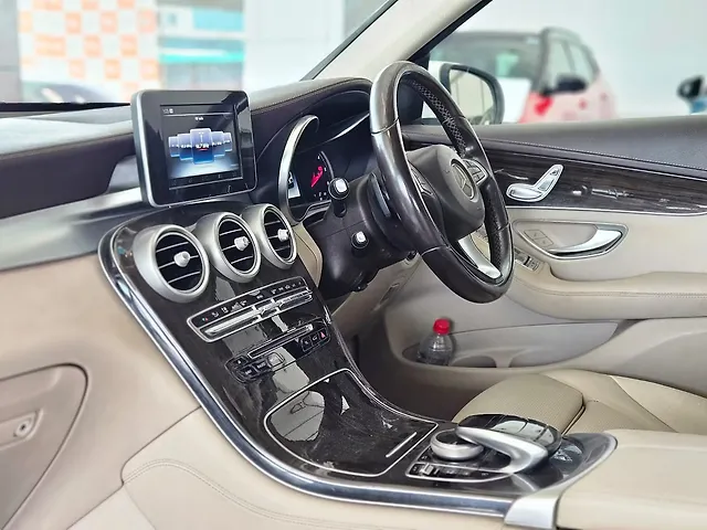 Used Mercedes-Benz GLC [2016-2019] 220 d Progressive in Ahmedabad