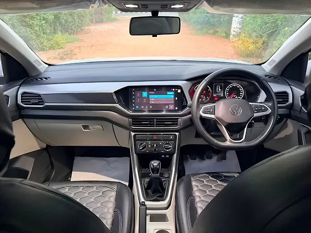 Used Volkswagen Taigun [2021-2023] Highline 1.0 TSI MT in Ahmedabad