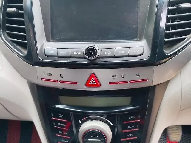 Used Mahindra XUV300 [2019-2024] W8 1.5 Diesel [2020] in Guwahati