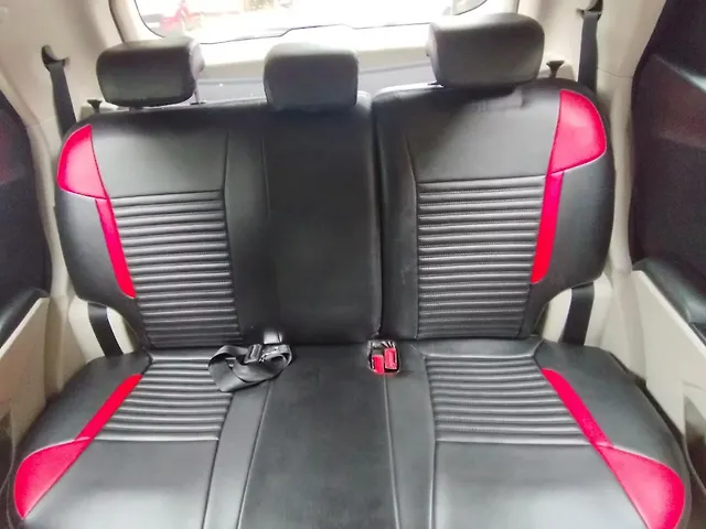 Used Mahindra XUV300 [2019-2024] W8 1.5 Diesel [2020] in Guwahati