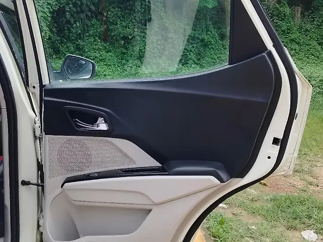Used Mahindra XUV300 [2019-2024] W8 1.5 Diesel [2020] in Guwahati