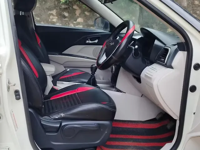 Used Mahindra XUV300 [2019-2024] W8 1.5 Diesel [2020] in Guwahati