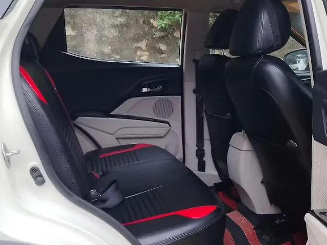 Used Mahindra XUV300 [2019-2024] W8 1.5 Diesel [2020] in Guwahati