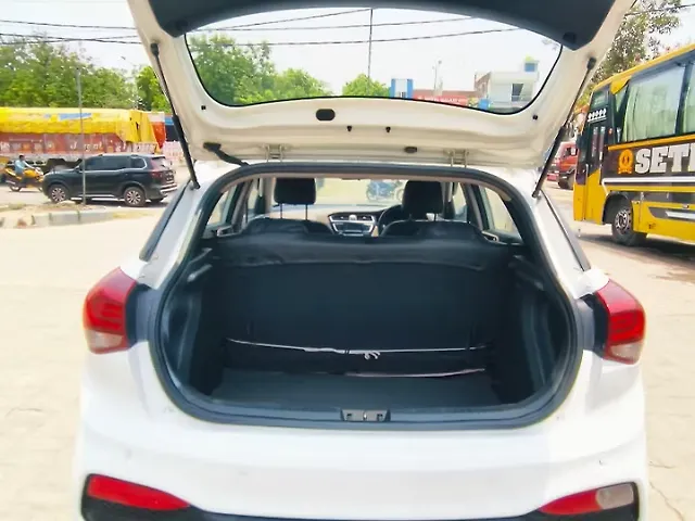 Used Hyundai Elite i20 [2019-2020] Era 1.2 in Lucknow