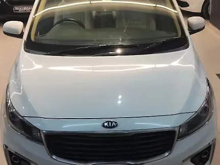 Used 2020 Kia Carnival in Lucknow Used 2020 Kia Carnival in Lucknow