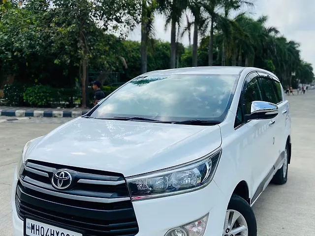 10 Second Hand Toyota Innova Crysta in Kalyan, Used Toyota Innova