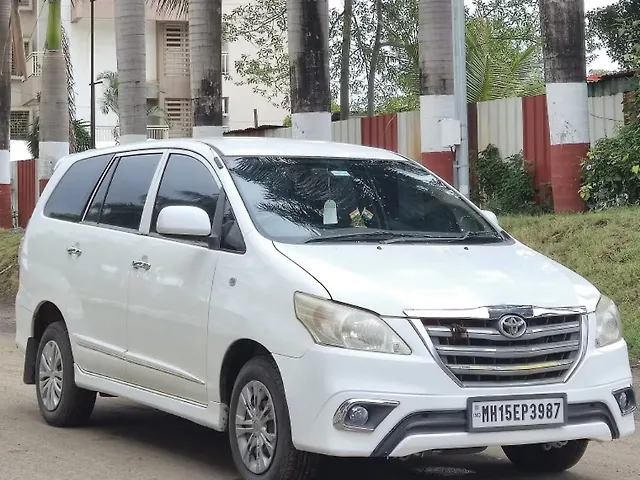 Used 2014 Toyota Innova in Nashik
