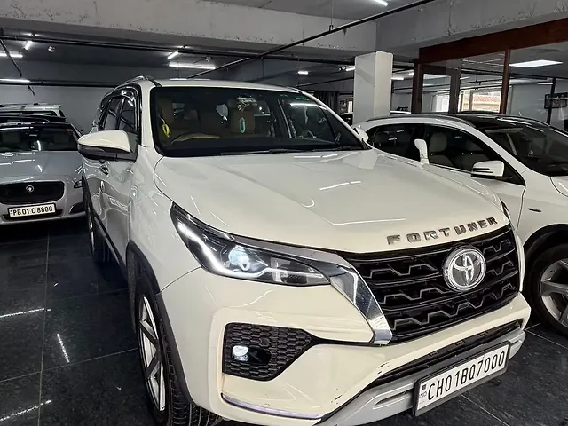 Used Toyota Fortuner [2016-2021] 2.8 4x2 AT [2016-2020] in Chandigarh