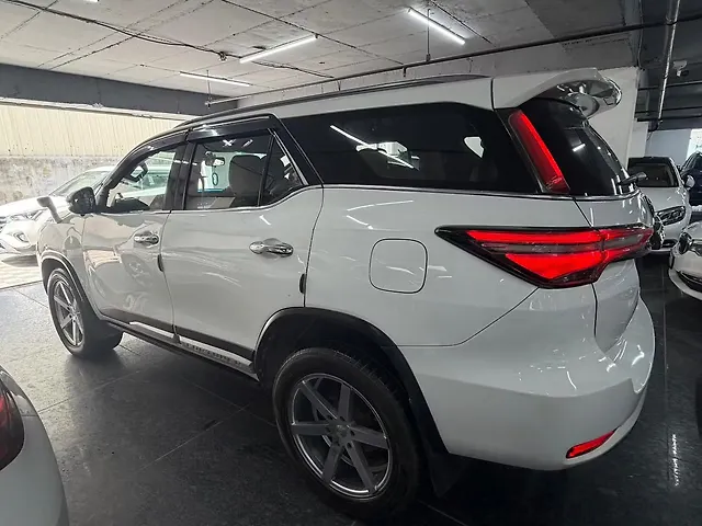 Used Toyota Fortuner [2016-2021] 2.8 4x2 AT [2016-2020] in Chandigarh