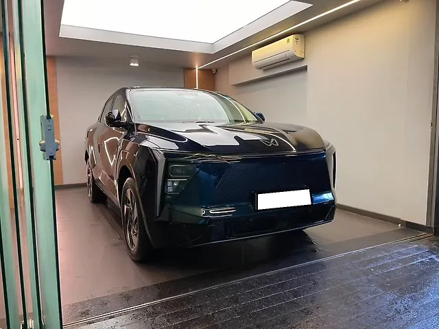 2025 Mahindra XEV 9e - Photo 3