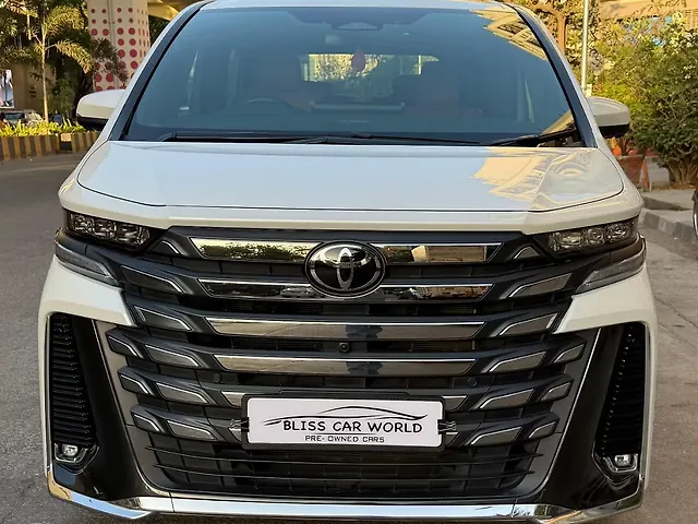Used 2024 Toyota Vellfire in Mumbai