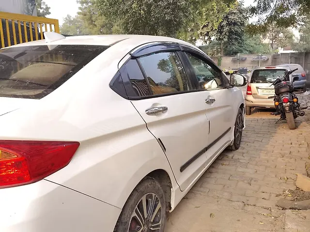 Used Honda City 4th Generation SV Diesel in Lucknow