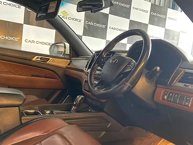 Used Mahindra Alturas G4 4WD AT [2018-2020] in Jaipur