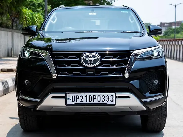 Used 2025 Toyota Fortuner in Delhi