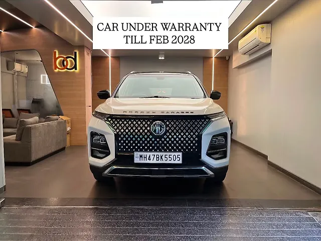 Used 2023 MG Hector Plus in Mumbai