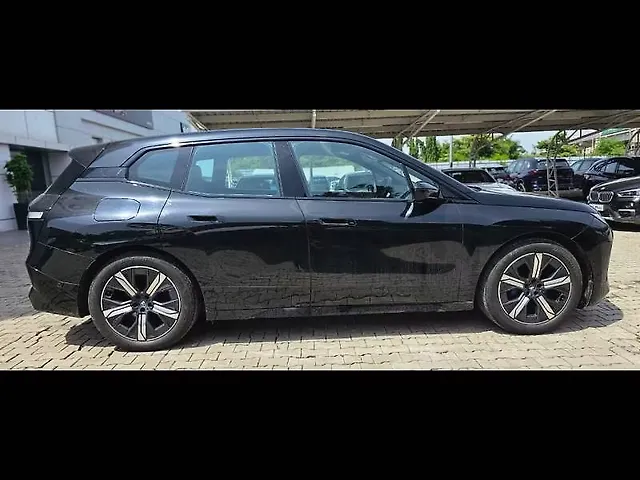 2023 BMW iX - Photo 3