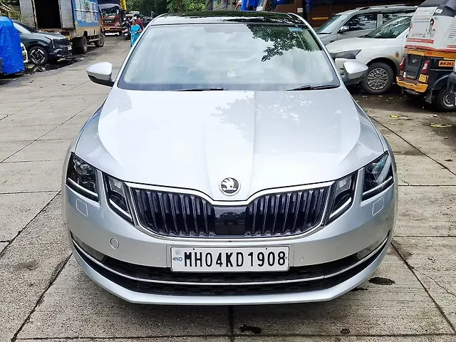 Used 2019 Skoda Octavia in Mumbai