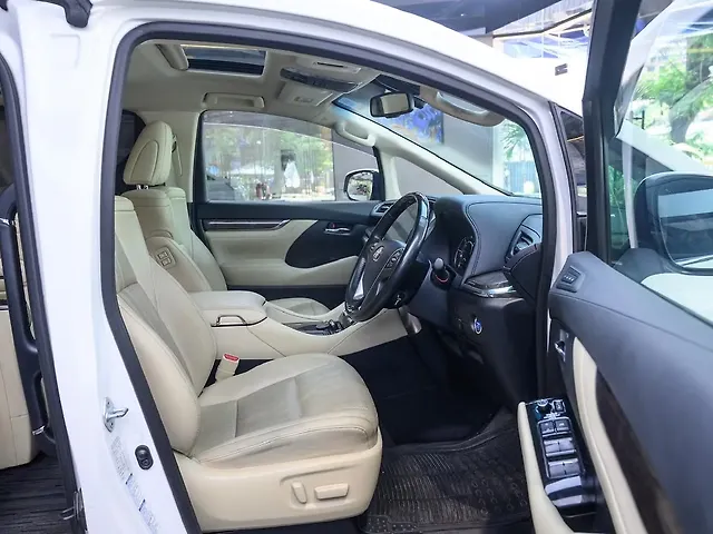 Used Toyota Vellfire [2020-2023] Executive Lounge in Mumbai