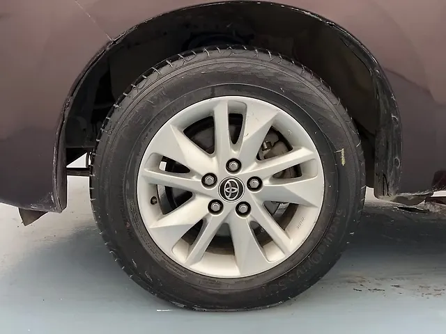 Used Toyota Innova Crysta [2016-2020] 2.4 GX 7 STR [2016-2020] in Lucknow