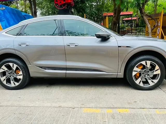 2022 Audi e-tron Sportback - Photo 2