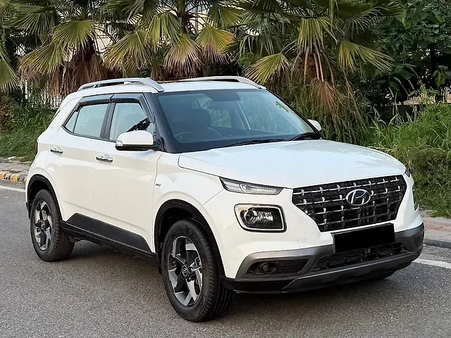 Used 2020 Hyundai Venue in Delhi