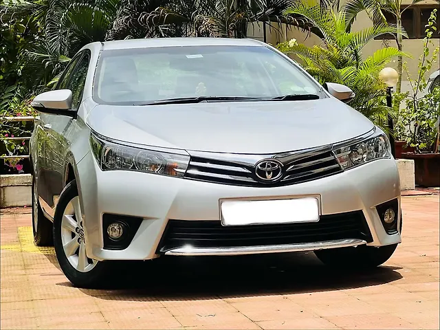 Used 2015 Toyota Corolla Altis in Mumbai