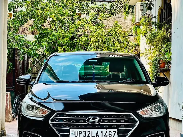 Used 2019 Hyundai Verna in Lucknow