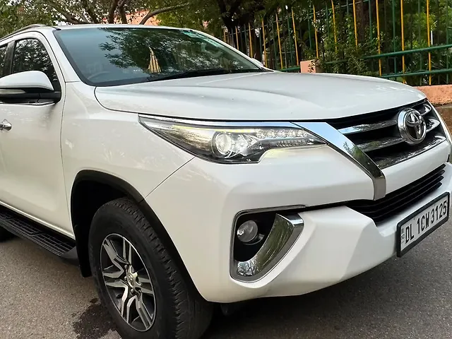 Used 2017 Toyota Fortuner in Delhi