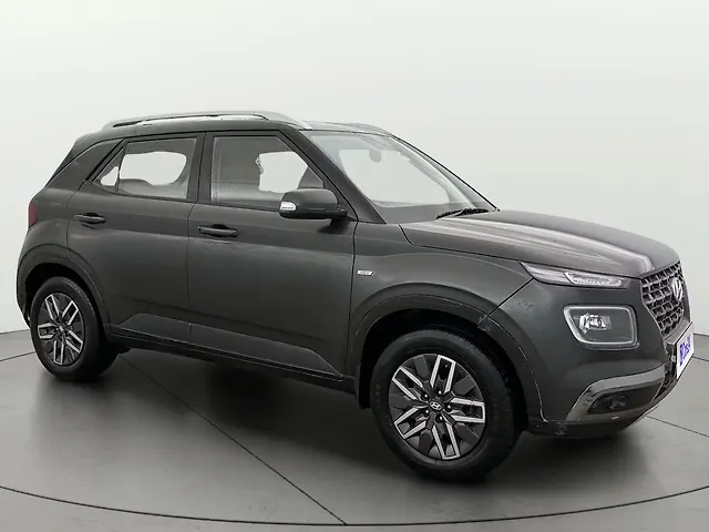 Used 2021 Hyundai Venue in Delhi