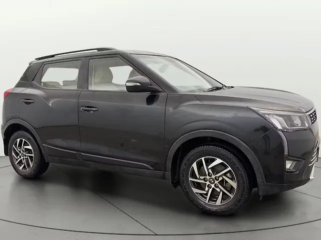 Used 2022 Mahindra XUV300 in Delhi