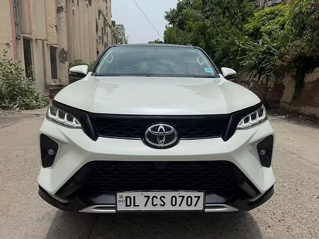 Used 2021 Toyota Fortuner in Delhi