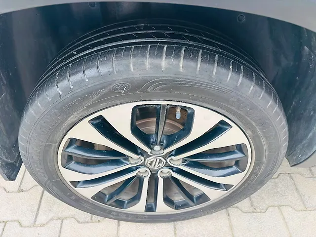 Used MG Hector [2019-2021] Sharp 1.5 DCT Petrol in Guwahati