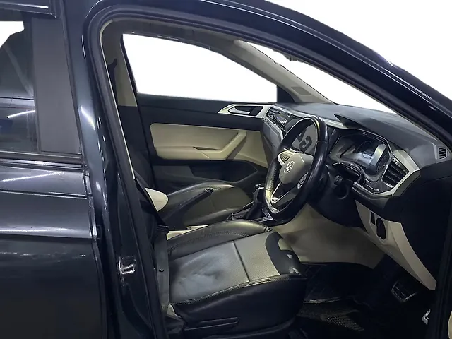 Used Volkswagen Virtus Highline Petrol 1.0L Turbo Automatic (TC) in Mohali Used Volkswagen Virtus Highline Petrol 1.0L Turbo Automatic (TC) in Mohali