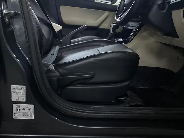 Used Volkswagen Virtus Highline Petrol 1.0L Turbo Automatic (TC) in Mohali Used Volkswagen Virtus Highline Petrol 1.0L Turbo Automatic (TC) in Mohali