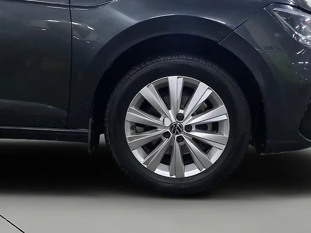 Used Volkswagen Virtus Highline Petrol 1.0L Turbo Automatic (TC) in Mohali Used Volkswagen Virtus Highline Petrol 1.0L Turbo Automatic (TC) in Mohali