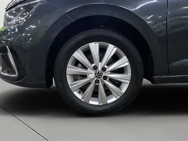 Used Volkswagen Virtus Highline Petrol 1.0L Turbo Automatic (TC) in Mohali Used Volkswagen Virtus Highline Petrol 1.0L Turbo Automatic (TC) in Mohali