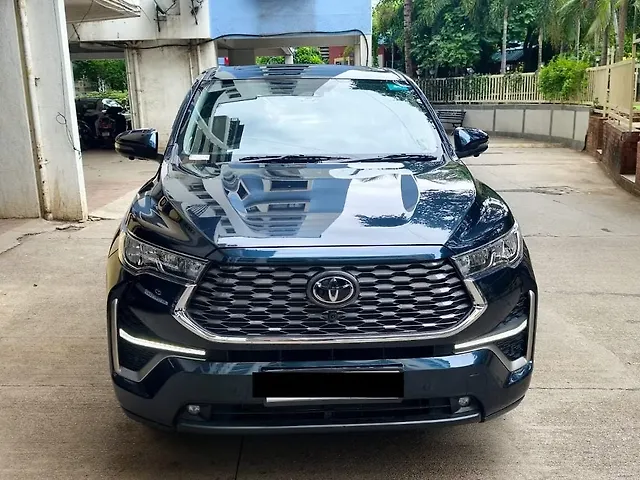 Used 2025 Toyota Innova Hycross in Mumbai