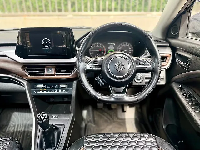 Used Maruti Suzuki Brezza [2022-2026] ZXi CNG Manual Dual Tone in Mumbai