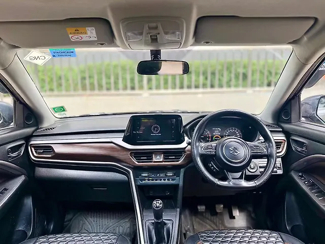 Used Maruti Suzuki Brezza [2022-2026] ZXi CNG Manual Dual Tone in Mumbai