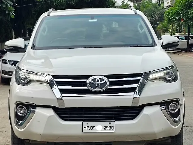 Used 2019 Toyota Fortuner in Indore